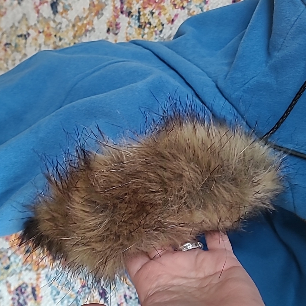 New C. WONDER coats - Picture 3 of 14